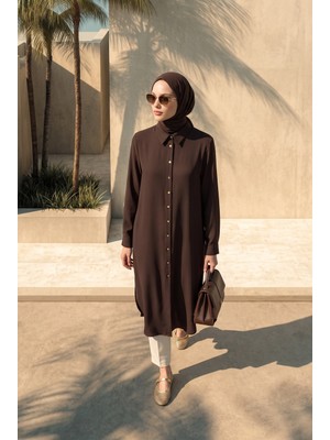 Armine Trend Tam Boy Düğmeli  Gömlek Yaka 110 cm Boy Rahat Kesim Tunik Kahverengi 26YT484