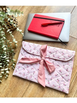 Çiçek Desen Kurdele Detaylı iPad Çantası 10-12 Inç Uyumlu
