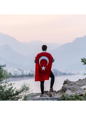 Die Grup Premium Türk Bayrağı (200X300CM) - Nefes Alabilir 125GR Rashel Kumaş, Çift Dikişli, Sağlam Kulplu, Uv ve Solmaya Karşı Dayanıklı, Iç/dış Mekan Kullanımı (200X300CM)