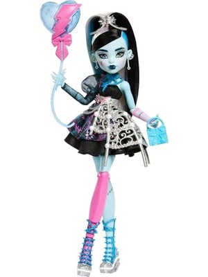 Die Grup Monster High Siyah Parti Elbisesi Giyen Doğum Günü Frankie Stein Bebek ve Davetiye, Balon, Hediye ve Ruj Gibi Temaya Uygun Aksesuarlar, JBG75