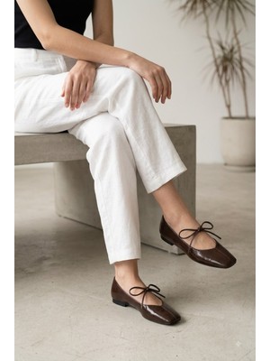 Yula Fashion Shoes Mia Kadın Kapalı Bağcıklı Şık Babet- Kahverengi
