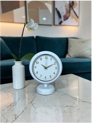 Vivense Beyaz Metal Gold Detaylı Masa Saati 25X20 cm