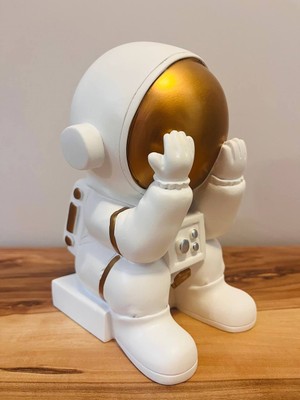 MYK Hediye ve Sanat Atölyesi Dekoratif Astronot Biblo Kumbara 1. Sınıf Dayanıklı Kırılabilir Tasarruf Kumbarası & Masa Dekoru