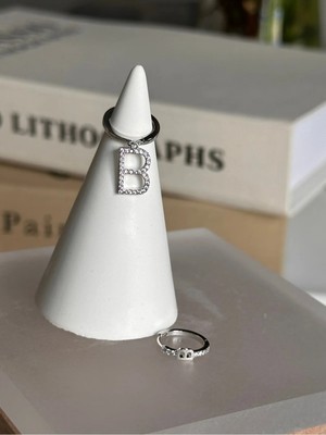 Bade Jewelry Vip Silver B Harf Tasarım Taş Detaylı Şık Kararmaz Çelik Küpe (Küpenin Pimi 925 Ayar Gümüştür)