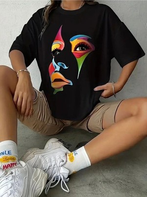 Kozz Style Kadın Siyah Renkli Yüz Baskı Oversize T-Shirt