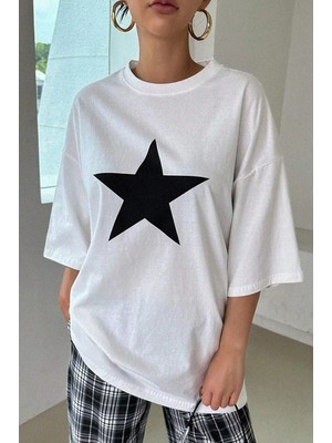 Kozz Style Kadın Beyaz Bisiklet Yaka Yıldız Baskılı Oversize T Shirt