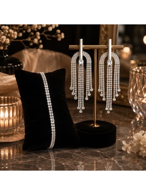 Lia Charm Gümüş Rengi Zirkon Taşlı Sallantılı Saçaklı Küpe ve Su Yolu Bileklik Takısı / Abiye Takı Seti