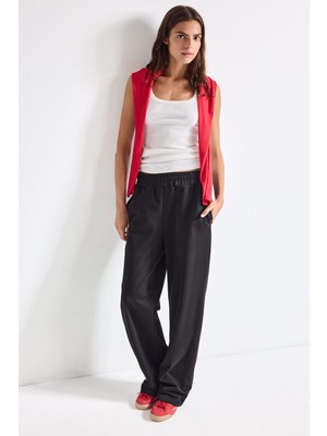 DeFacto Straight Fit Elastik Bel Basic Siyah Eşofman Altı I4052AX26AU