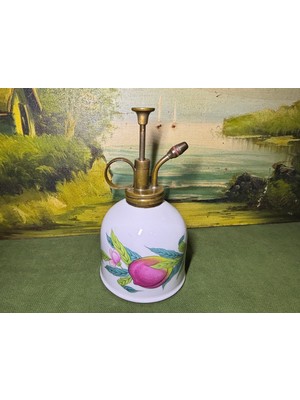 TT Porcelaine De Paris Porselen ve Pirinç Yağlık 8,5 cm Çapında 15,5 cm Boyunda