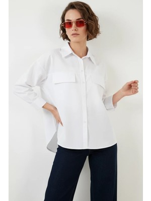 Efnaz Style Kadın Cep Detaylı Oversize Pamuklu Beyaz Gömlek