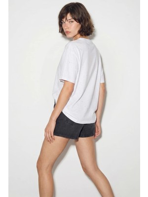 Efnaz Style Kadın Simli Taş Yazı Baskılı Bisiklet Yaka Oversize Basic T Shirt Beyaz