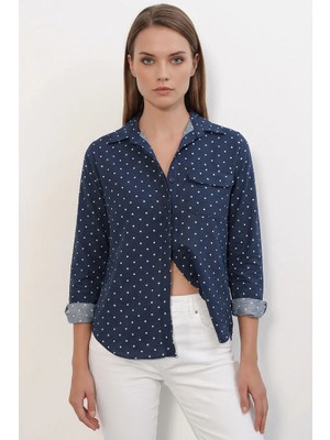 Efnaz Style Kadın Oversize Tek Cepli Puantiyeli Lacivert Gömlek