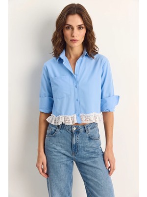 Efnaz Style Kadın Dantel Detaylı Crop Mavi Gömlek