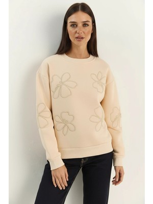 Efnaz Style Kadın Çiçek Eva Nakış Üç Iplik Şardonlu Bej Sweatshirt