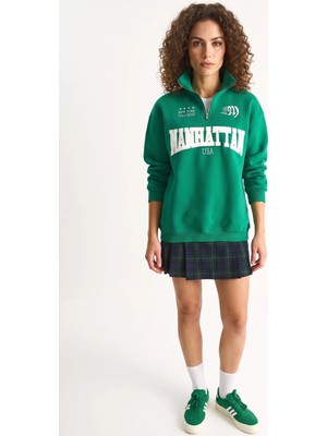 Efnaz Style Kadın Nakışlı Yarım Fermuarlı Polo Yaka Şardonlu Oversize Yeşil Sweatshirt