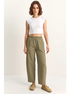 Efnaz Style Kadın Beli Lastikli Cep Detaylı Havuç Kesim Keten Çağla Yeşili Pantolon