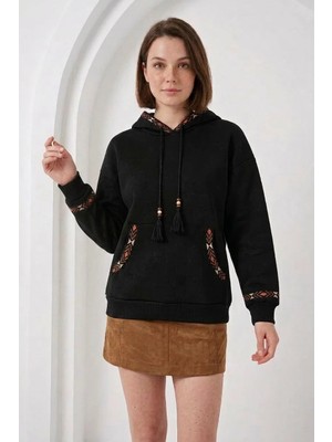 Efnaz Style Kadın Kapüşonlu Fermuarlı Kordon Detaylı Oversize Nakışlı Siyah Sweatshirt