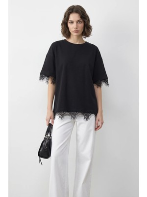 Efnaz Style Kadın Dantel Detaylı Bisiklet Yaka Oversize T Shirt Siyah