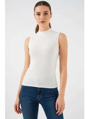 Efnaz Style Kadın Yüksek Yaka Kolsuz Viskon Ekru Body