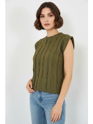 Efnaz Style Kadın Sıfır Kol Dokulu Haki Bluz