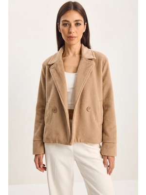 Efnaz Style Kadın Kruvaze Yaka Astarlı Cep Detaylı Kaşe Camel Ceket Kaban