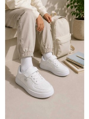 Slipcat Unisex Çocuk Cırt Cırtlı, Konforlu, Hafif, Şık, Modern Tasarım, Günlük Sneaker Spor Ayakkabı