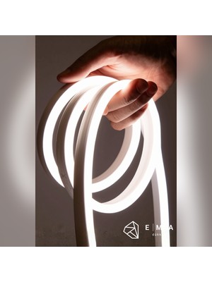 Ema Dükkan 12V Neon LED Şerit 5 Metre 4000K Fişli Anahtarlı Set Trafo Dahil 8W/M Bükülebilir