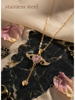 Stainless Steel 316L Çelik Zincir Gold Renk Pembe Kanatlı Kalp Model Zirkon Taş Detay Kolye