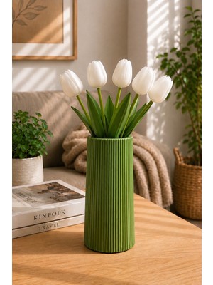 Veniv 5 Adet Beyaz Lale ve 20 cm Yeşil Plastik Dekoratif Vazo – Modern Ev ve Ofis Dekoru