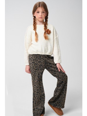 SheShe Krem Rengi Örme Bluz ve Leopar Desenli Pantolon Kız Çocuk Takım