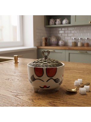 Lueeci Kedi Yüzlü Ayşen Seramik, Metal Kapaklı Şekerlik, Sunumluk, Çerezlik 10X10 cm