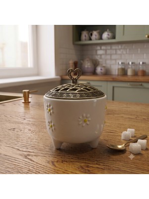 Lueeci Çayır Papatyalı Ayşen Seramik, Metal Kapaklı Şekerlik, Sunumluk, Çerezlik 10X10 cm