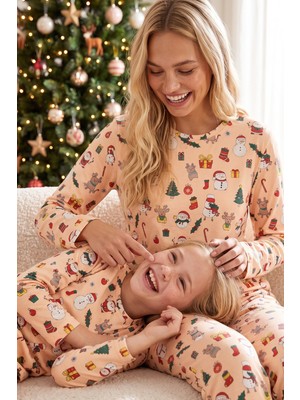 Siyah İnci Somon Desenli Yılbaşı Temalı Pamuklu Likralı Örme Pijama TAKIM26241171