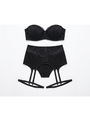 Intense Lolita Jartiyer Takım - (Lotus Cup) - Siyah