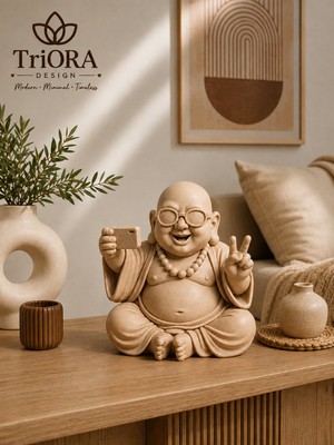 Triora Design Happy Selfie Buddha – Modern Gözlüklü Buda Dekoratif Biblo | Eğlenceli Ev & Ofis Dekoru 15X16 cm