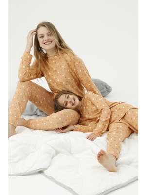 Siyah İnci Kapüşonlu Alt Üst Polar Pijama Takım