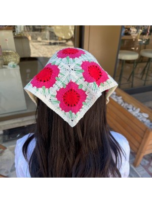 Nes Design Pembe Çiçek Motif Örgü Bandana