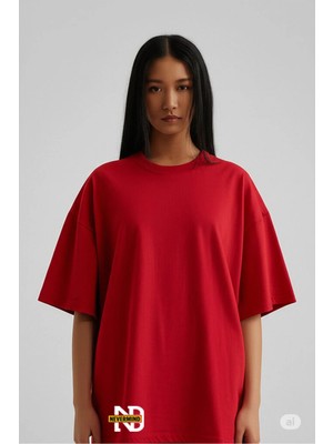 Mondschein Oversize Tişört Kadın | Sol Alt "mndsches" Baskılı Geniş Kalıp T-Shirt Unisex