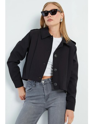 FullaModa Pileli Kruvaze Yaka Crop Trençkot