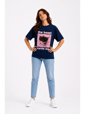 Mondschein The Beast Inside Me Baskılı Unisex Oversize Tişört Siyah Kedi Grafik Tasarım %100 Pamuk Streetwear Tişört
