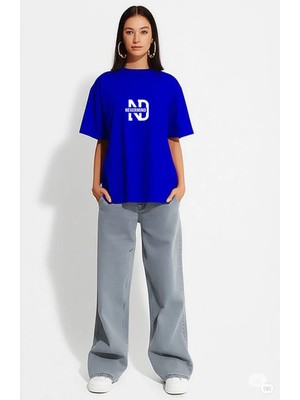 Mondschein Oversize Tişört Kadın | "mndsches" Baskılı Geniş Kalıp T-Shirt Unisex