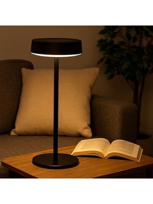 TeknoKapsül Dubai Solar Şarjlı Masa Lambası – 3 Kademeli Dimmer, Dokunmatik, Type-C Usb, Güneş Enerjili, Siyah Metal Gövde, 31 cm