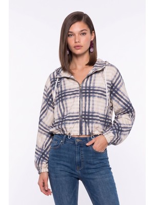Cemo Desenli Büzgülü Crop Yağmurluk Ceket