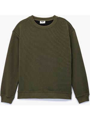 Koton Uzun Kollu Bisiklet Yaka Basic Sweatshirt