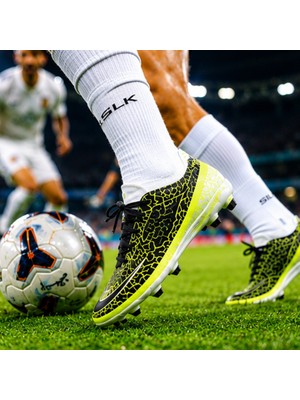 Futbol Kramponu 36-44 Numara Şık Tasarım, Dikkat Çeken Renk Seçenekleri