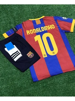 Barcelona 2011/12 Sezonu Ronaldinho Çocuk Forması Şort Çorap 4'lü Set