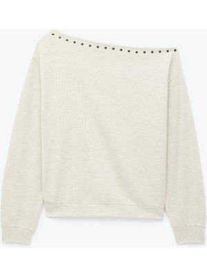 Koton Uzun Kollu Zımba Detaylı Asimetrik Kayık Yaka Omzu Açık Sweatshirt