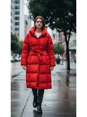 Kadın Dik Yaka Kuşaklı Maxi Boy Kırmızı Şişme Mont