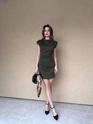Klex Kayık Yaka Vatkalı Büzgü Detaylı Mini Elbise 5016 Haki - M