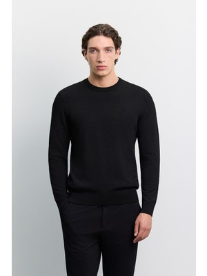 AVVA Erkek Siyah Bisiklet Yaka Rayon Karışımlı Regular Fit Kazak B005026